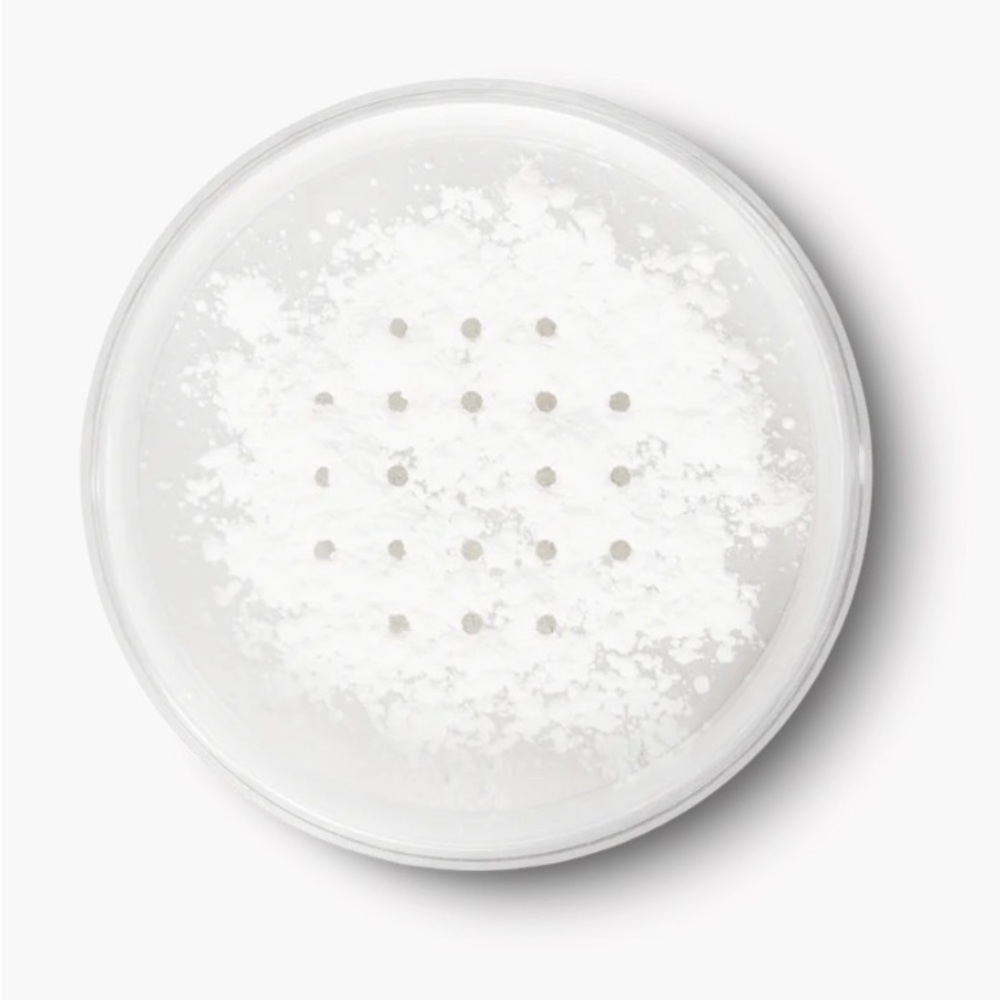 Ciate London Extraordinary Translucent Powder - Picture 3 of 8